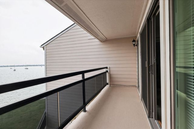 3663 E Nasa Parkway 603, Seabrook, TX 77586