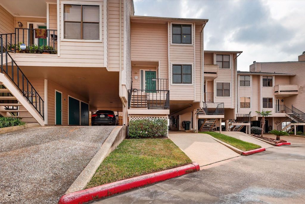 3663 E Nasa Parkway 603, Seabrook, TX 77586