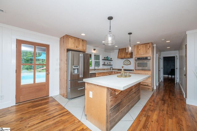 508 Forest Drive, Landrum, SC 29356
