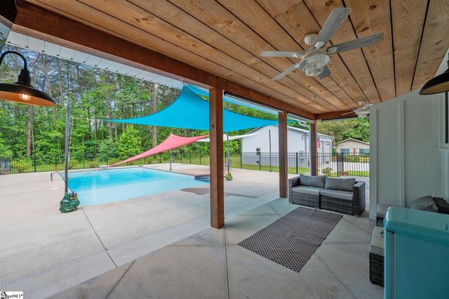 508 Forest Drive, Landrum, SC 29356