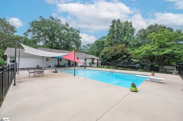 508 Forest Drive, Landrum, SC 29356