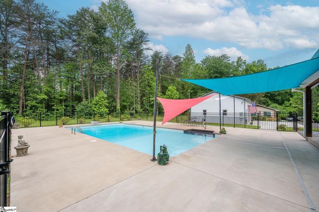 508 Forest Drive, Landrum, SC 29356