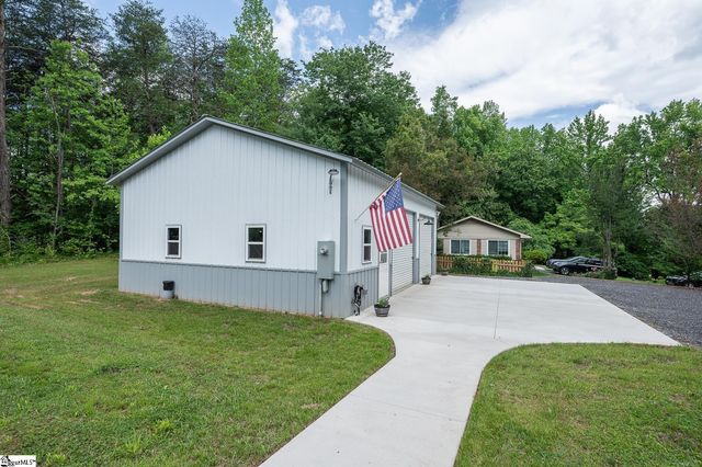 508 Forest Drive, Landrum, SC 29356