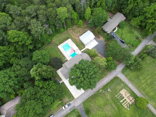 508 Forest Drive, Landrum, SC 29356