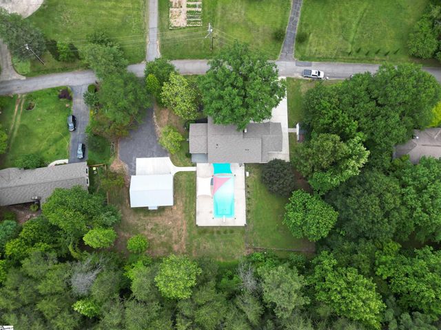 508 Forest Drive, Landrum, SC 29356
