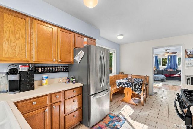87 Burley Drive, Columbiaville, MI 48421