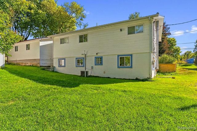 87 Burley Drive, Columbiaville, MI 48421