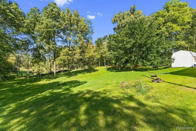 87 Burley Drive, Columbiaville, MI 48421