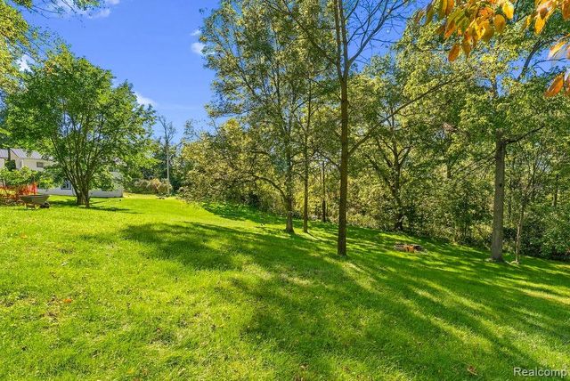 87 Burley Drive, Columbiaville, MI 48421