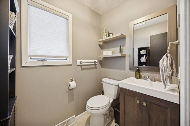 1422 Northway Court, Saint Cloud, MN 56303