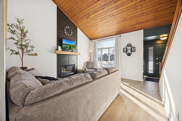 1422 Northway Court, Saint Cloud, MN 56303