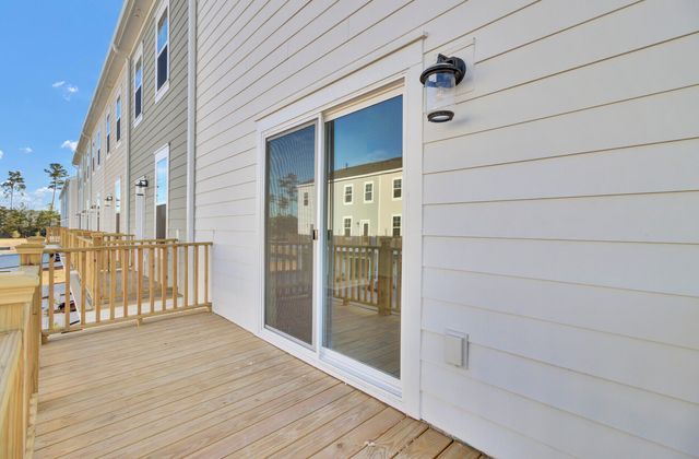 206 Laurelhurst Lane, Johns Island, SC 29455