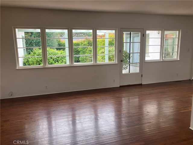 204 Via La Circula, Redondo Beach, CA 90277