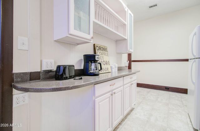 385 S BROAD Street, Globe, AZ 85501