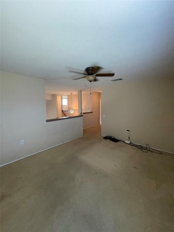 12909 Noche Clara DR, Del Valle, TX 78617