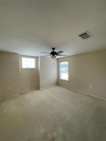 12909 Noche Clara DR, Del Valle, TX 78617