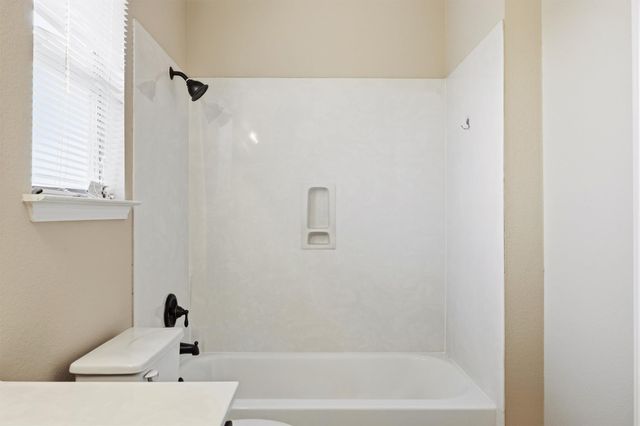 12909 Noche Clara DR, Del Valle, TX 78617