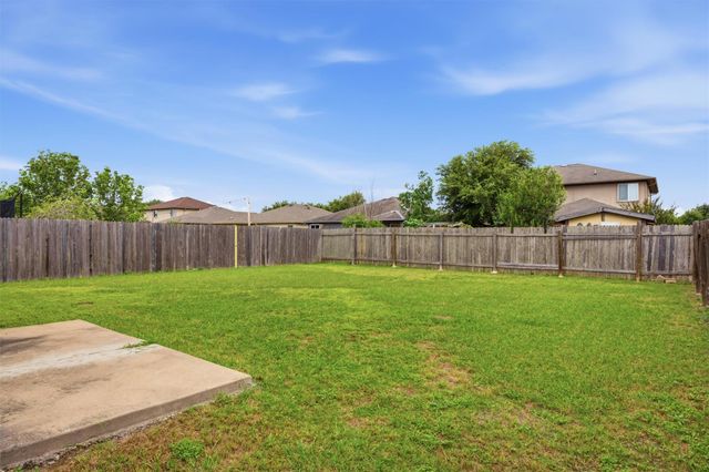 12909 Noche Clara DR, Del Valle, TX 78617