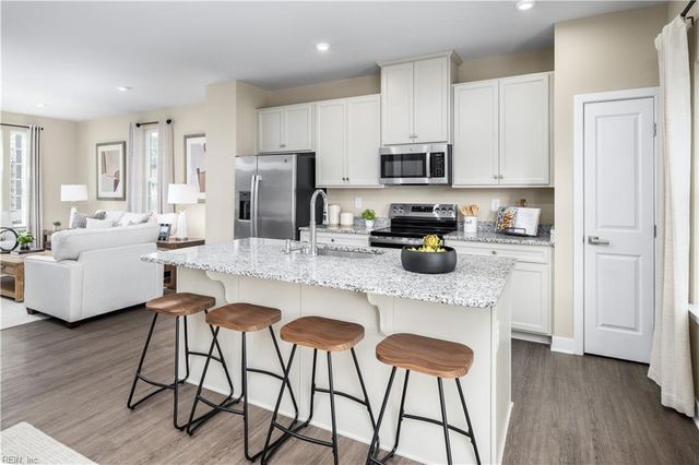210 Reids Place DR, Suffolk, VA 23434