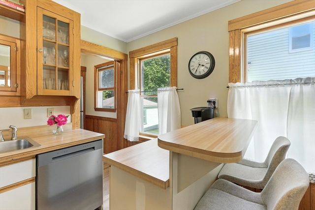 73 Howland St, Marlborough, MA 01752