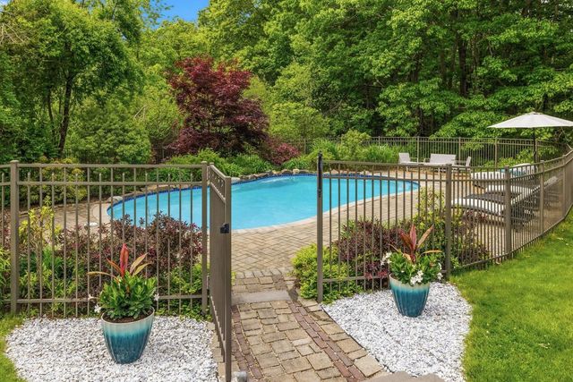4 White Horse Drive, Rye, NH 03870