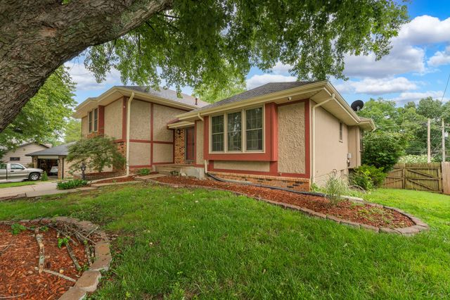 5734 S Hampton Avenue, Springfield, MO 65810