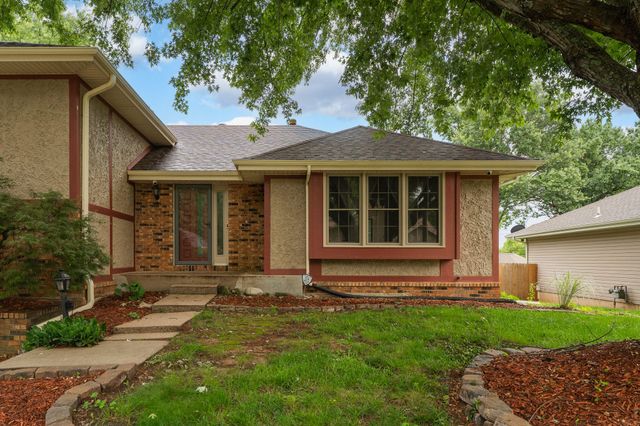5734 S Hampton Avenue, Springfield, MO 65810