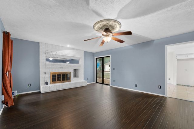 5734 S Hampton Avenue, Springfield, MO 65810