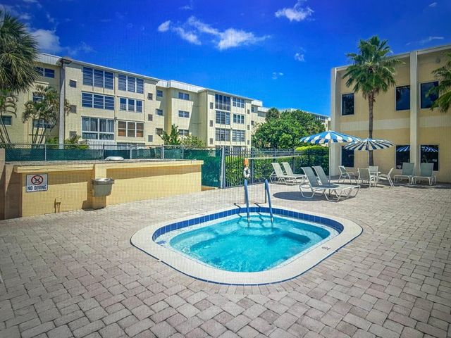 300 NE 26th Avenue 1080, Boynton Beach, FL 33435