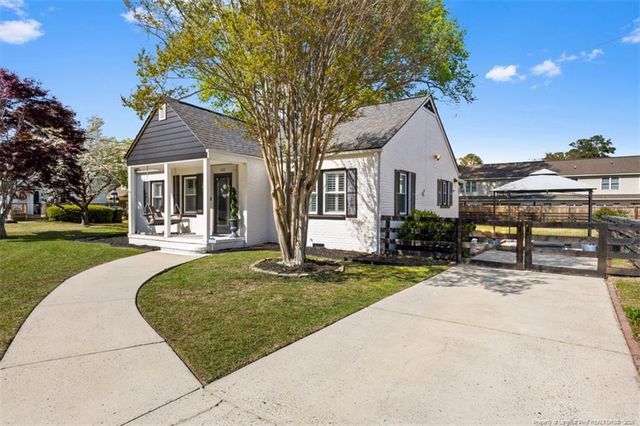 202 Miles Court, Fayetteville, NC 28303