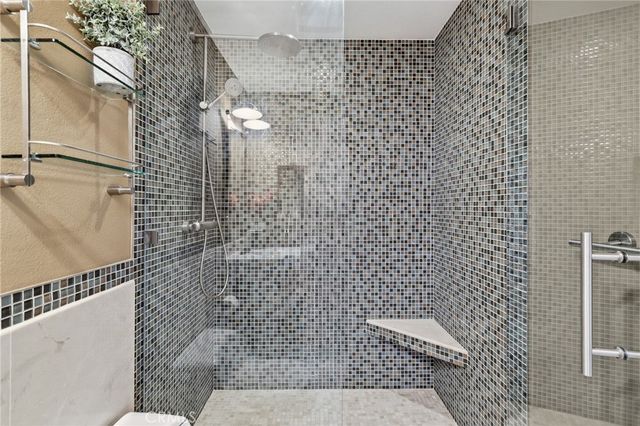 14271 Dickens Street 201, Sherman Oaks, CA 91423
