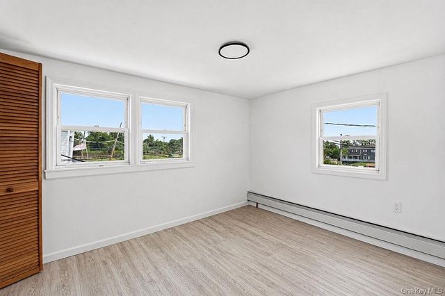 44 Broadway, Hamilton Beach, NY 11414