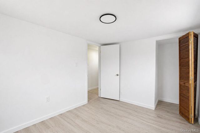 44 Broadway, Hamilton Beach, NY 11414