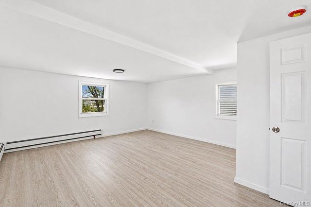 44 Broadway, Hamilton Beach, NY 11414