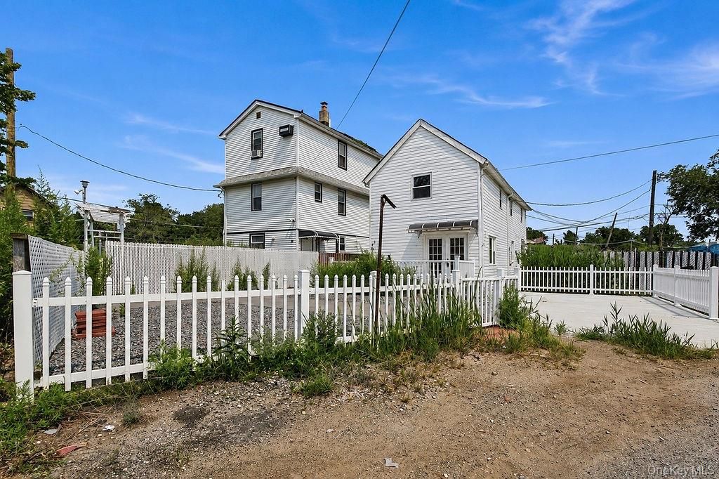 44 Broadway, Hamilton Beach, NY 11414 — photo 3