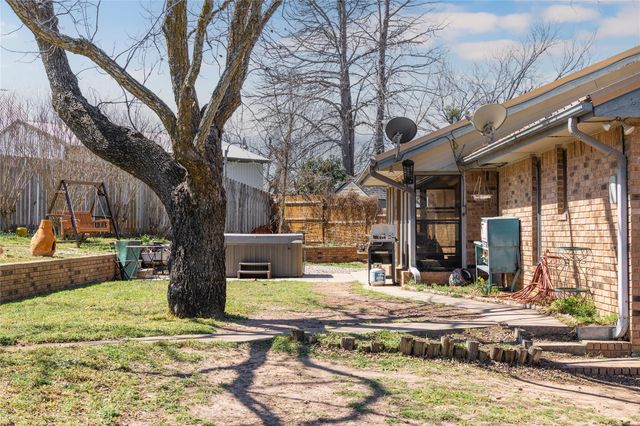 1811 Saylor Street, Goldthwaite, TX 76844