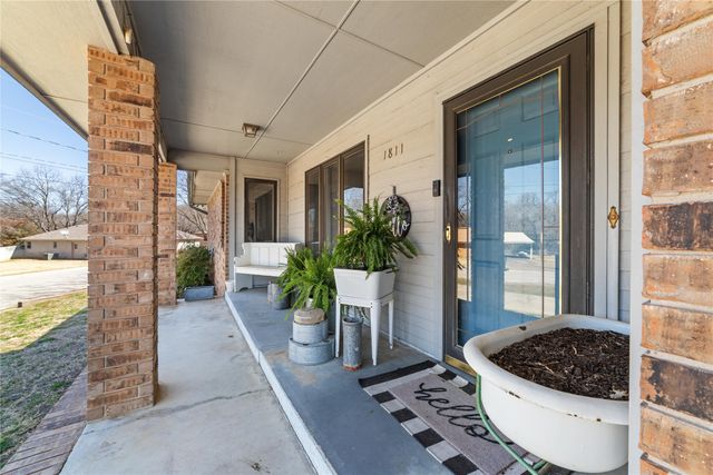 1811 Saylor Street, Goldthwaite, TX 76844