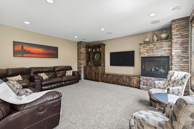 2438 129th Court NE, Blaine, MN 55449