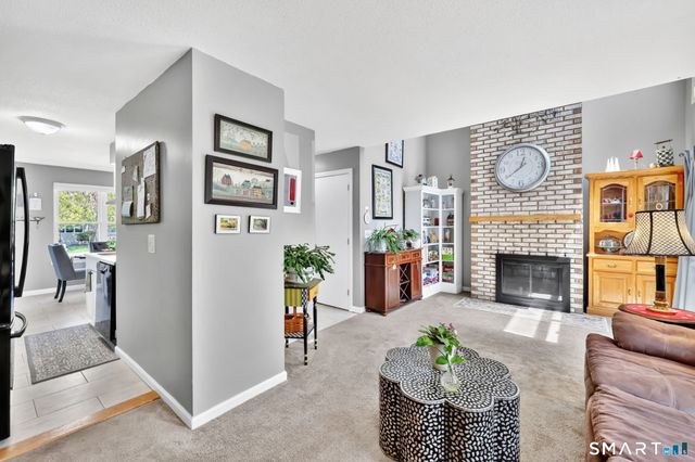 10 Thistle Way C, East Windsor, CT 06016
