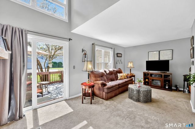 10 Thistle Way C, East Windsor, CT 06016