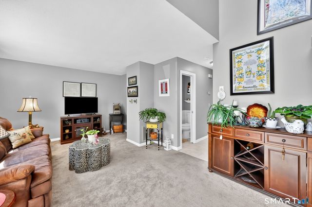10 Thistle Way C, East Windsor, CT 06016