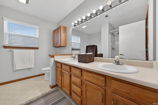 5048 Saddle Drive, Lafayette, IN 47905