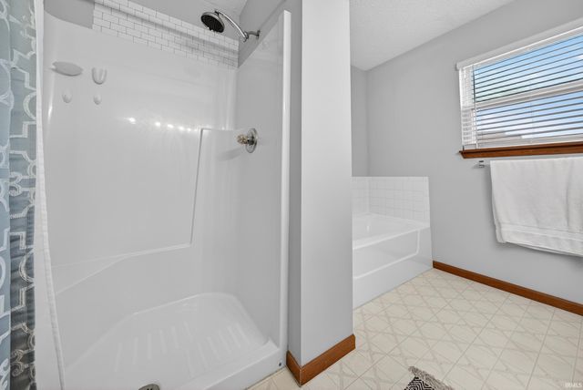 5048 Saddle Drive, Lafayette, IN 47905