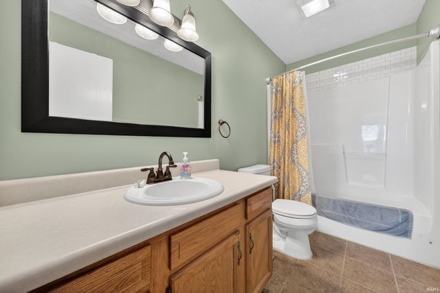 5048 Saddle Drive, Lafayette, IN 47905