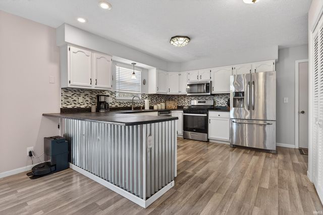 5048 Saddle Drive, Lafayette, IN 47905