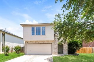 501 Thicket LN, Kyle, TX 78640