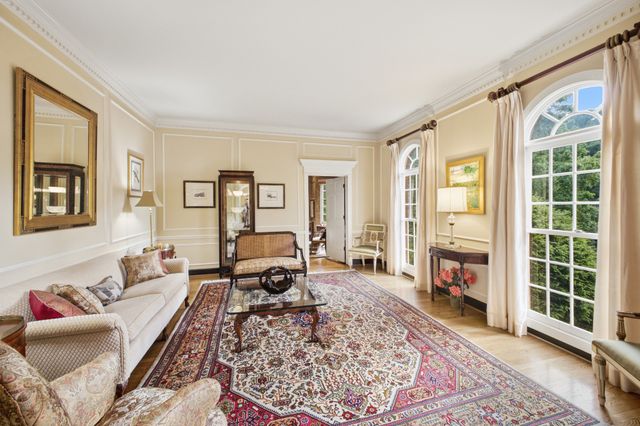 18 Annandale, Nashville, TN 37215