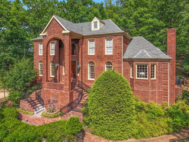 18 Annandale, Nashville, TN 37215