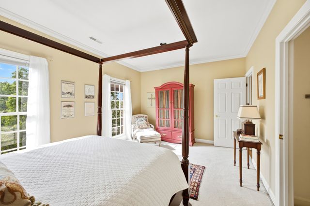 18 Annandale, Nashville, TN 37215