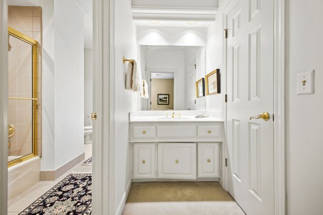 18 Annandale, Nashville, TN 37215